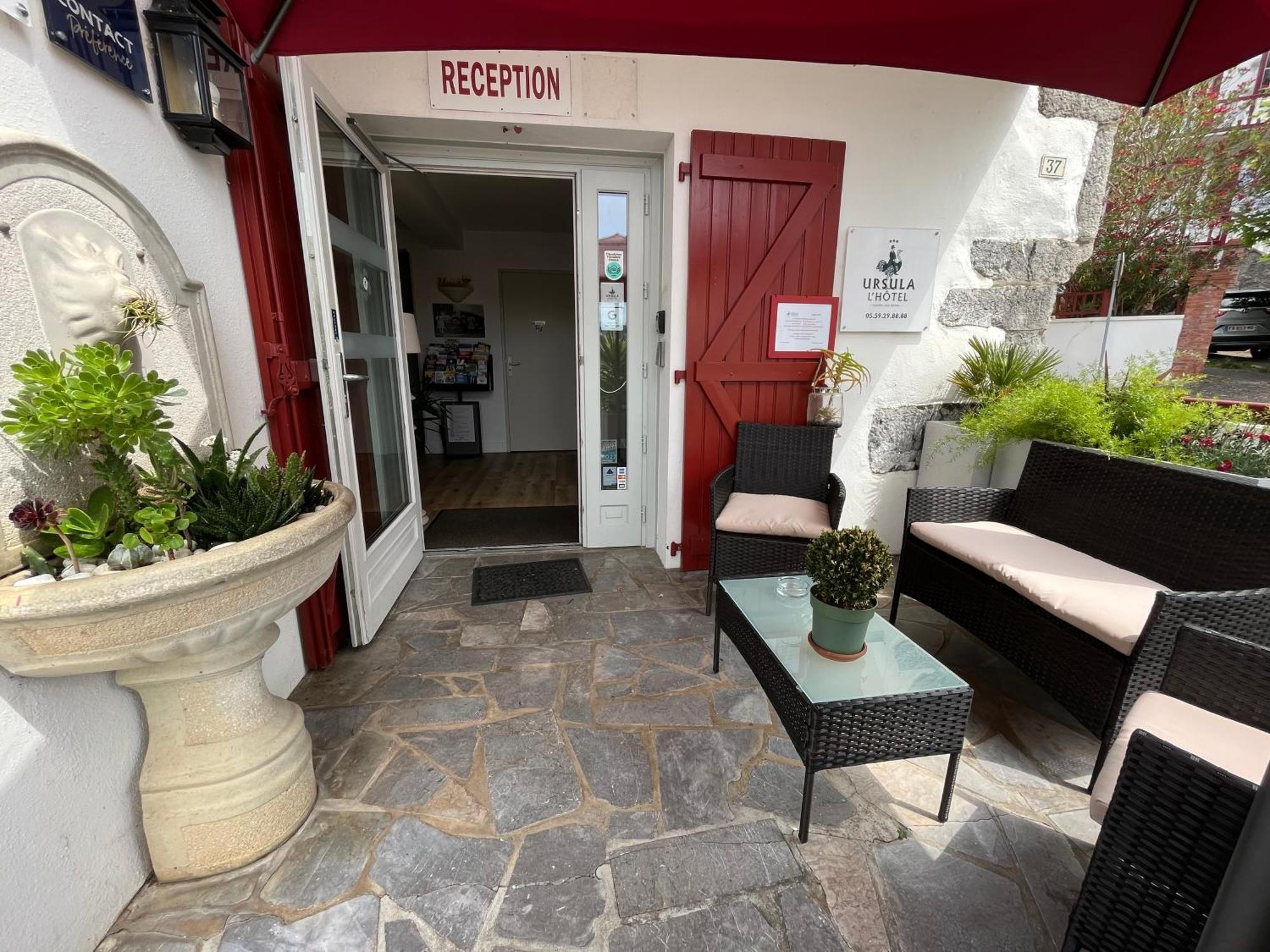 Hotel Ursula Cambo-les-Bains Bagian luar foto